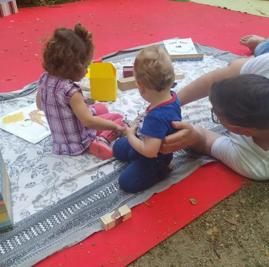 jugant amb en Bruno munari