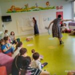 LLibre experimental mab narració i il·lustració en directe